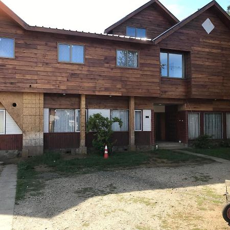 Hostal Entre Araucarias Temuco Exterior photo